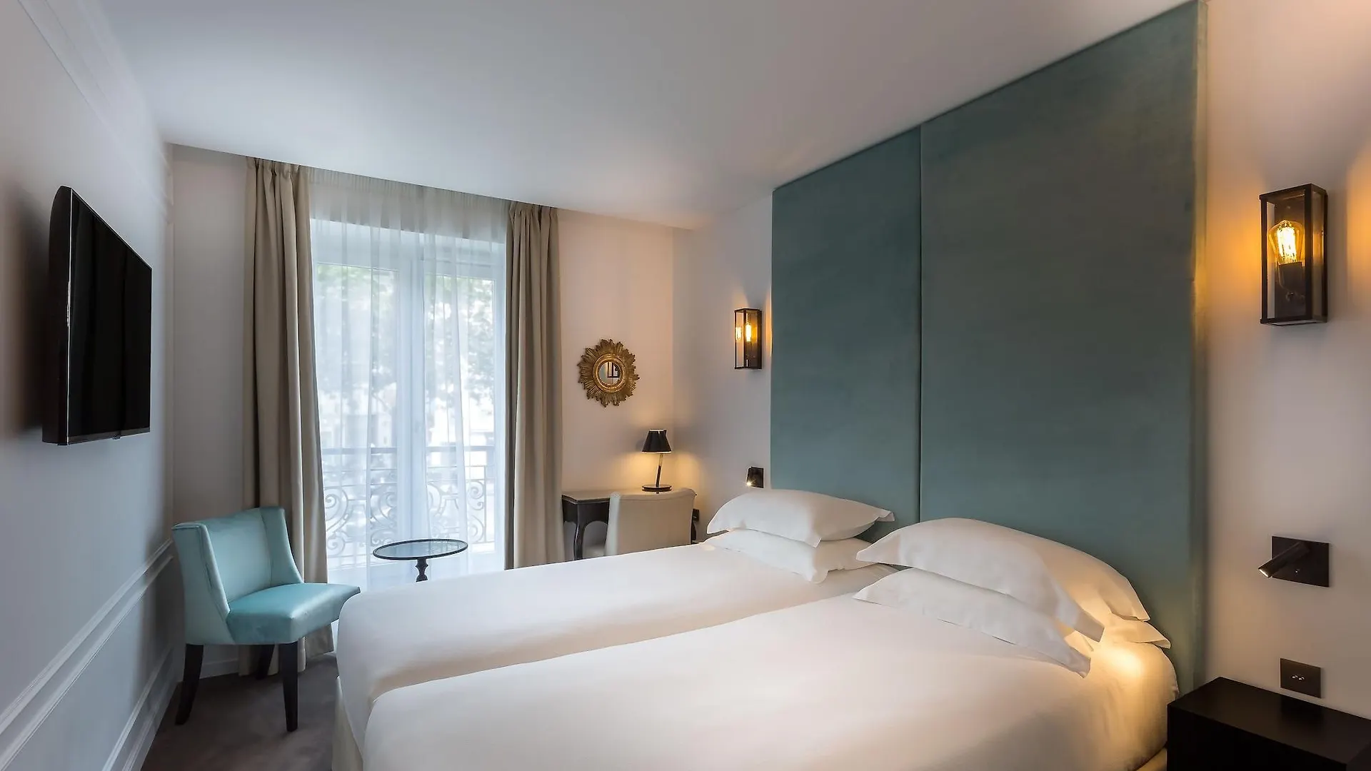 La Comtesse Paris