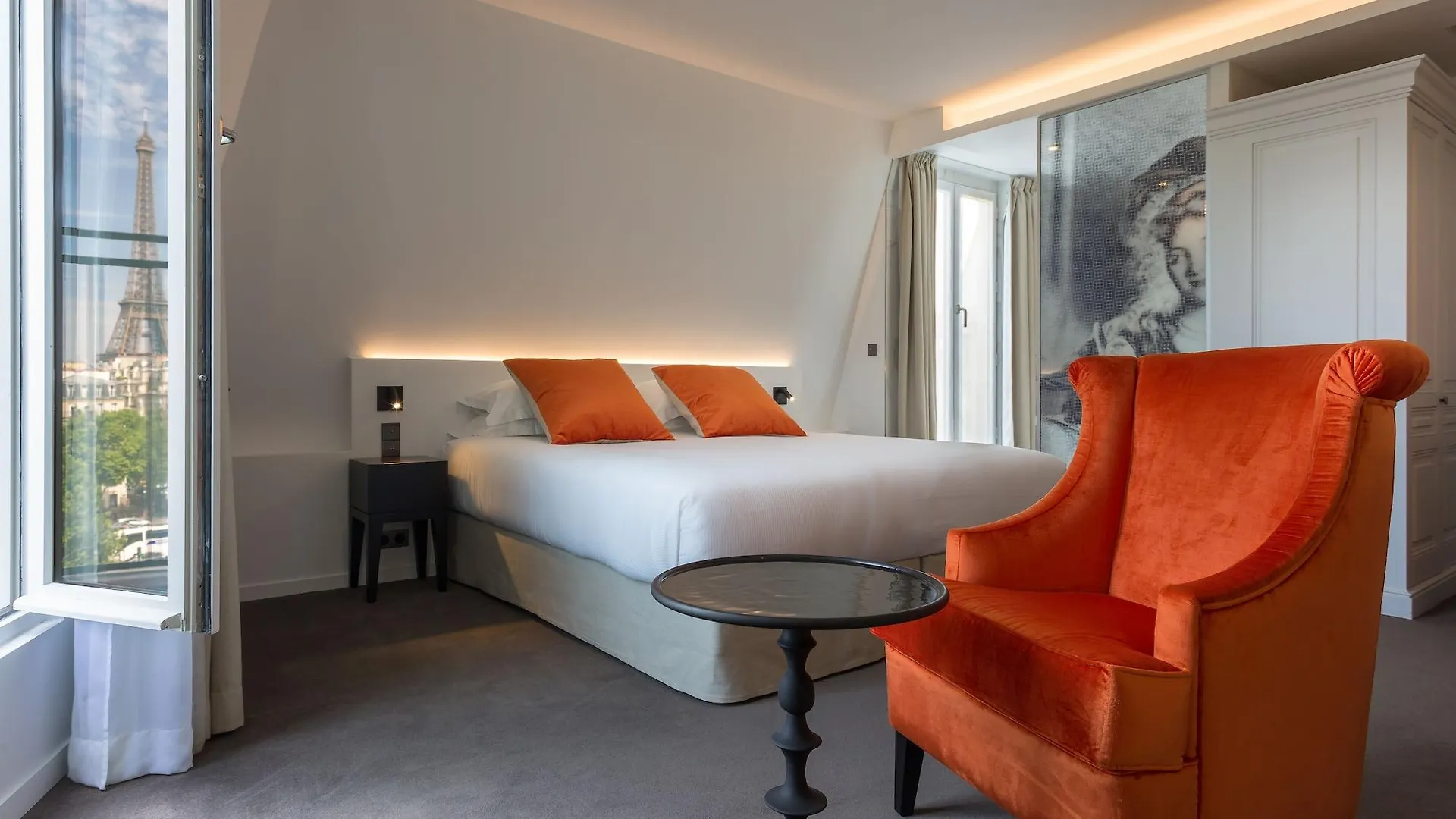 La Comtesse Hotel